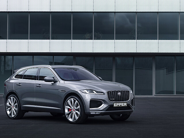 Der Jaguar F-Pace Seitlich