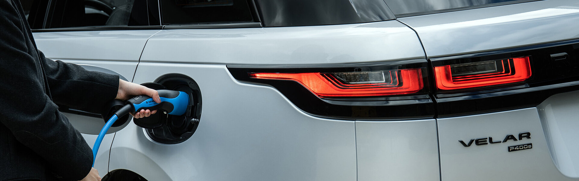 Der Land Rover Velar wird geladen